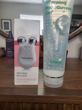 5MinSkin MicroLift Device with Hydrating Gel